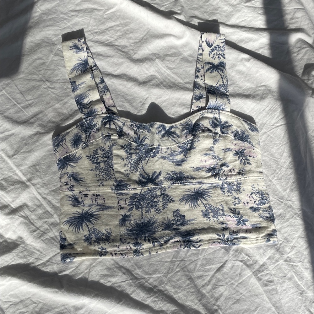 Abercrombie & Fitch White Crop Top with Blue Floral Print